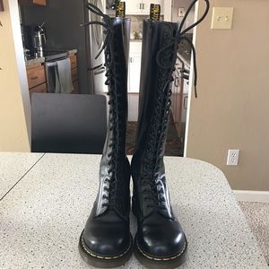 knee high docs